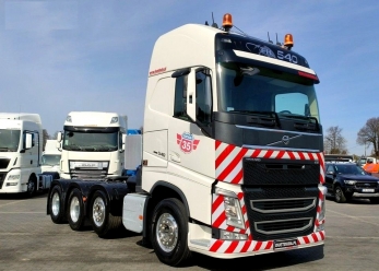 VOLVO FH16-540 8х4 тягач тяжеловоз