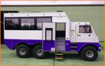 Автобус Arctic Trucks