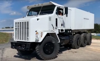 Oshkosh 8x8 автоцистерны для технической воды АЦВ
