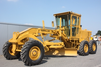 Автогрейдер Caterpillar продажа
