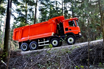 Scania G540 8x4 горный рудовоз-самосвал