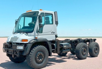 UNIMOG 6x6 шасси автомобиля вездехода