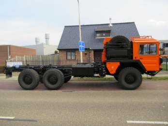 Колесное шасси для автокрана MAN
