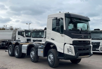 Продажа шасси для самосвала VOLVO FMX430 8x4