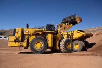 CAT-995 тяжелый карьерный погрузчик
