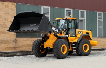 Фронтальный погрузчик JCB 456
