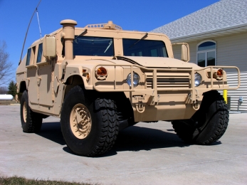 Бронеавтомобиль HUMMER продажа