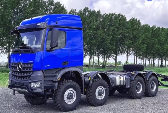 Самосвальное шасси Mercedes Arocs 4152AK 8x8