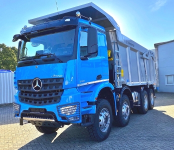 Mercedes 5851 самосвал 45 тонн грузоподъемность