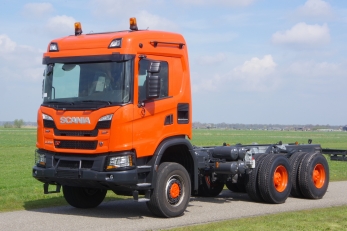Scania G450XT 6x6 трехосное шасси самосвальное
