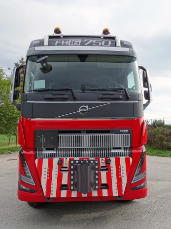 Купить тягач Volvo FH16 6x4