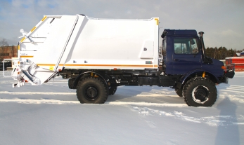 Mercedes Unimog компактный мусоровоз