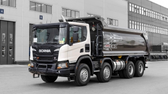 GRUNWALD четырехосный самосвал Scania P440 XT 8х4