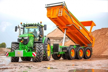 John Deere самосвальная сцепка трактор-прицеп