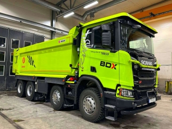 Scania R660 8x4 самосвал для горных работ