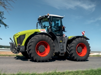 Xerion 4200 VC мощный пропашной трактор