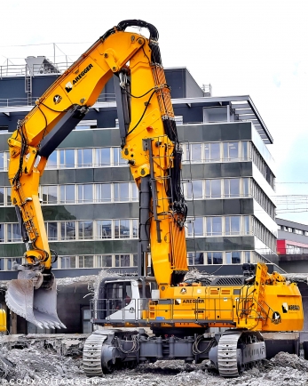 A-Rex M9300 экскаватор-разрушитель
