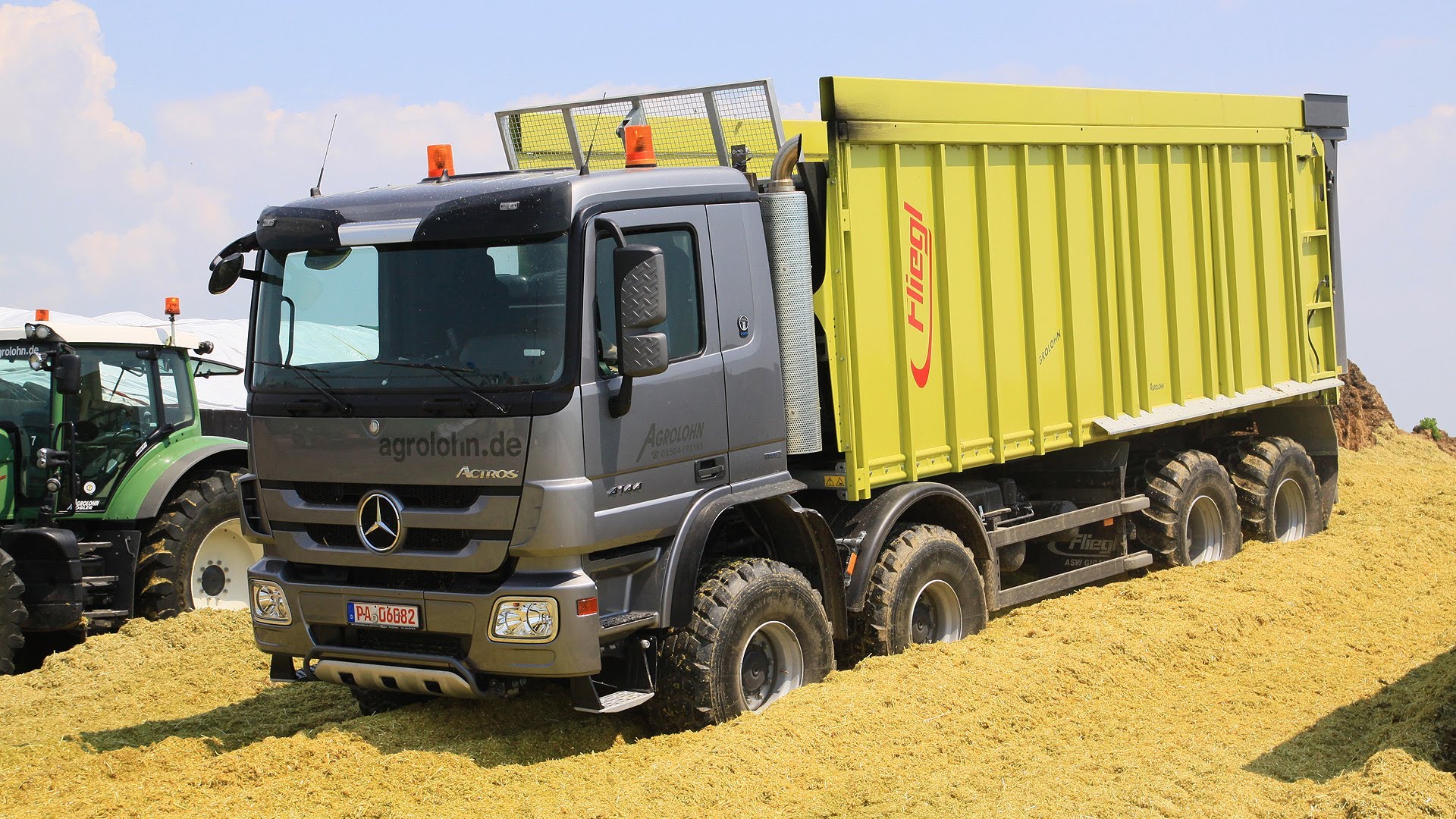 mb_actros_agrotrack_8x8