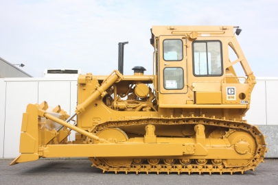 Продажа гусеничных бульдозеров Caterpillar. Новые тяжелые бульдозеры CAT и рыхлительные тракторы купить, бульдозерно-рыхлительные агрегаты с EX-Army хранения.