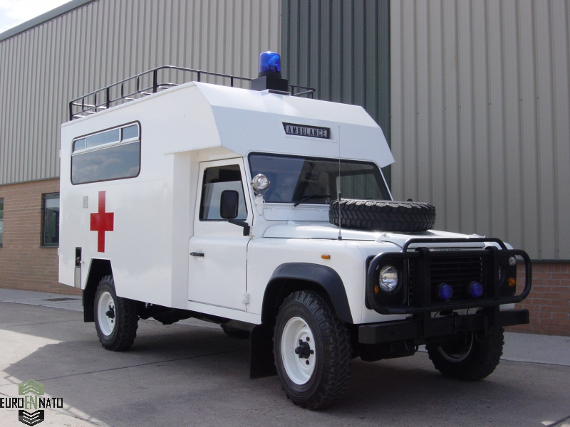 ambulance_land_rover